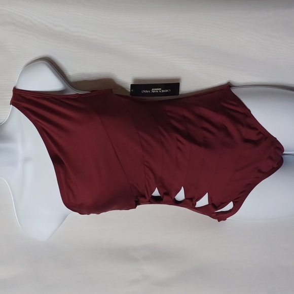 CARMEN MARC VALVO Women's One PieceBurgundy Swimwear. Size 10